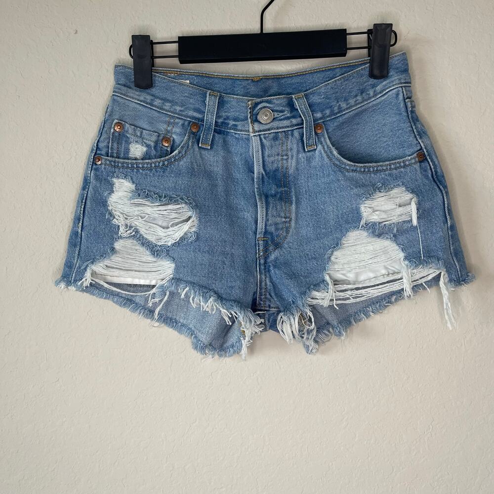 Levi’s 501 Cutoff Denim Shorts 2.5” Inseam Light Wash Button Fly - Size 24